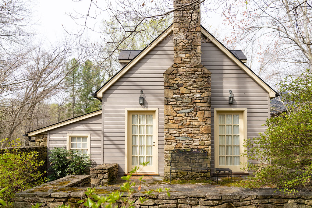 Blue Ridge Cottage Exterior