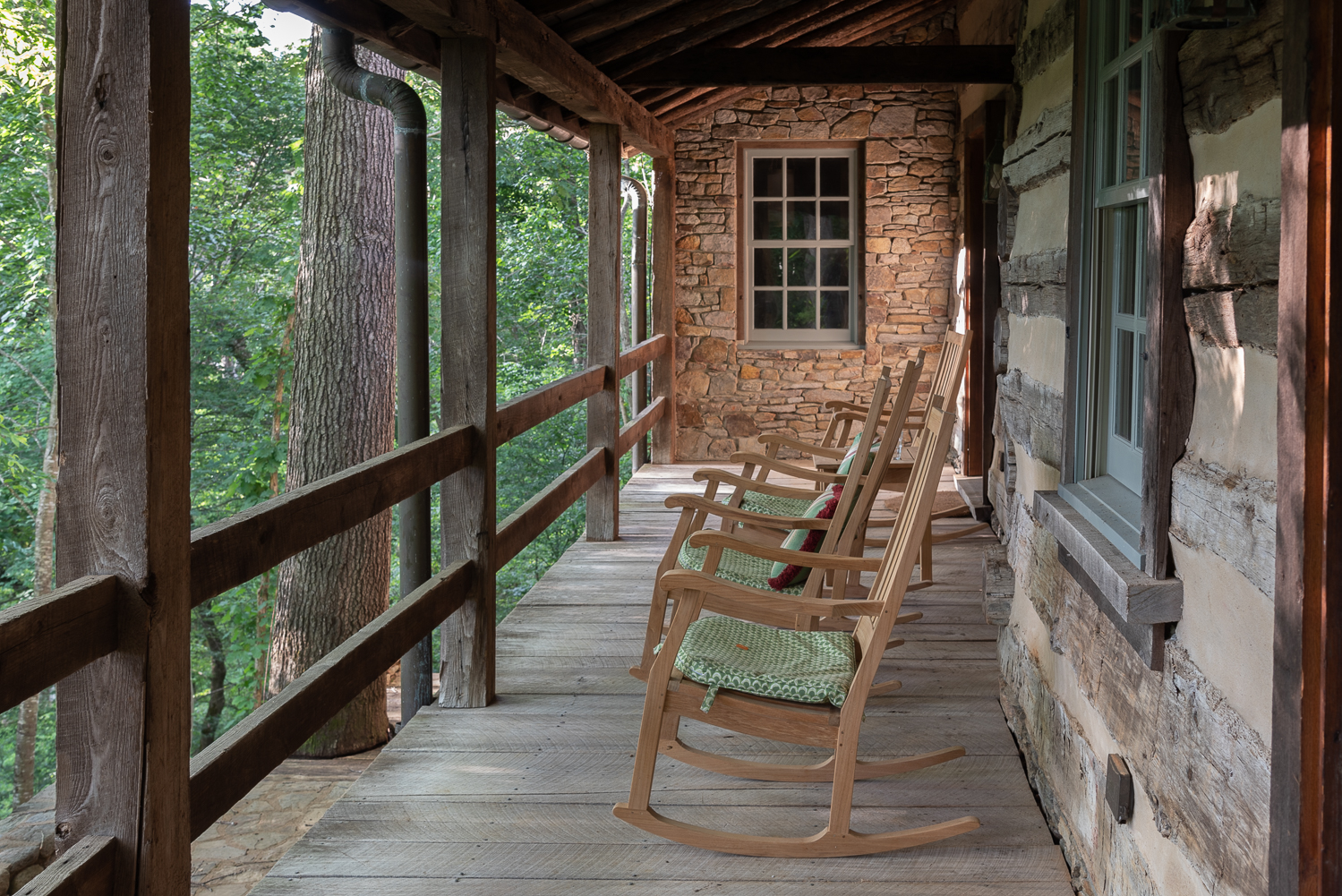 Rappahannock Log Cabin Porch